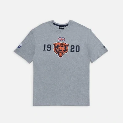 Image of New Era Unisex NFL Games Square Arch Oversized Chicago Bears HGR T Shirt, Grey Med, 3XL EU