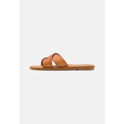 Image of Roxy Andreya Mules, Women&#039;s, Size: 7, Tan Pu