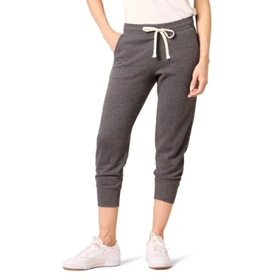 Image of Amazon Essentials Women&#039;s Fleece Capri Jogging Trousers (Available in Plus Size), Charcoal Heather, M