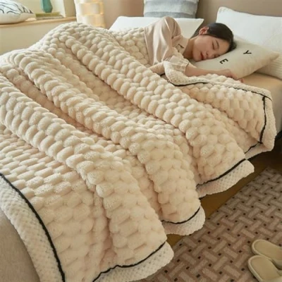 Image of IPUDIS Weighted blanket，weighted blankets adult Large Fleece Blanket Throws for adults Sofas Soft Warm Throw Over Sofa Bed (Color : Off white, Size 180 * 200cm)