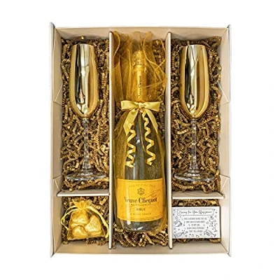 Image of Veuve Clicqout 75cl Gift Set Hamper with 2 Matching Metallic Gold Champagne Flutes, Chocolates and Box Lovers (Metallic Tops)