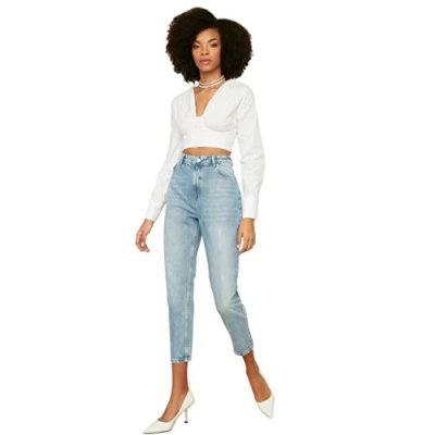 Image of Trendyol Woman Basics High Waist Straight Leg Mom Jeans Light Blue