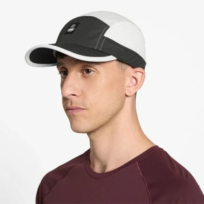 Image of Ciele GOCapSC Classic CPlusBox White/Black Lightweight Running Cap for Active Outdoor Adventures
