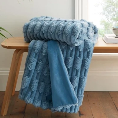 Image of Bianca So Soft Carved Faux Fur 150x200 cm Blanket Throw Blue