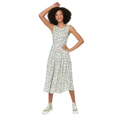Image of Trendyol FeMan Young Midi Skater Regular fit Woven Dress Mint