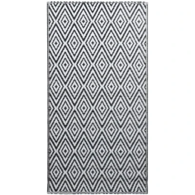 Image of vidaXL Outdoor Carpet ARAKIL White and Black 160x230 cm PP