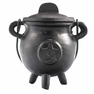 Image of Ancient Wisdom Cast Iron Cauldron, Perfect for Witchcraft, Energy Spells, Halloween Altar, Pagan, and Wiccan Rituals (Pentagon, 6.5x13cm)