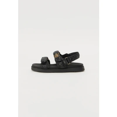 Image of Steve Madden MONA Sandals, Women&#039;s, Size: 4, Quilted Leather