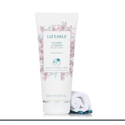 Image of Liz Earle Limited Edition Cleanse &amp; Polish Patchouli Vetiver 200ml plus 2 cloths, 3 Piece Set