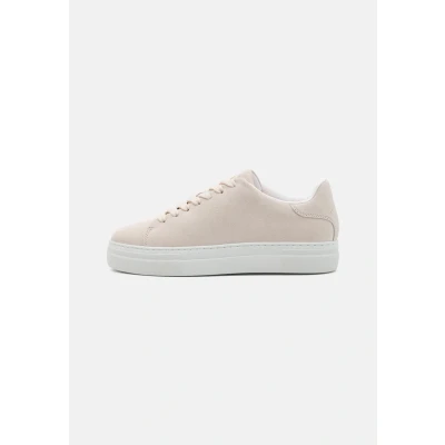 Image of SELETED HOMME Men&#039;s Slhdavid Chunky Suede Sneaker Noos, White, 10.5 UK