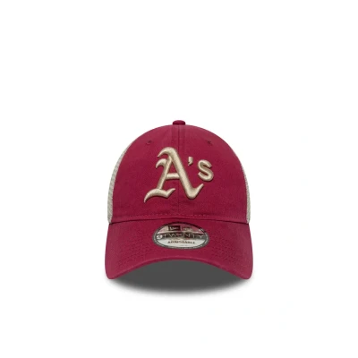 Image of New Era MLB Washed 9TWENTY Trucker Cap Oakland Athletics Red/Beige, red, One Size