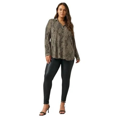 Image of EVANS Curve Spot Print Half Placket Shirt Women&#039;s Plus Size Black