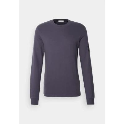Image of Calvin Klein Jeans Badge TEE Long sleeved top, Men&#039;s, Size: XS, India ink
