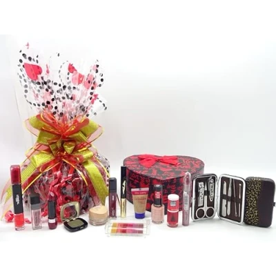 Image of Luxury Beauty Bundle Gift Hamper For Women Make Up Set