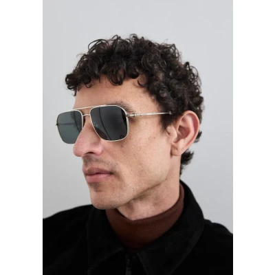 Image of Sunglasses Burberry Be3159 col. 100587 Uomo Geometrica Argento
