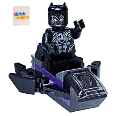Image of LEGO Marvel Superheroes: Black Panther with Royal Talon Fighter and Cape