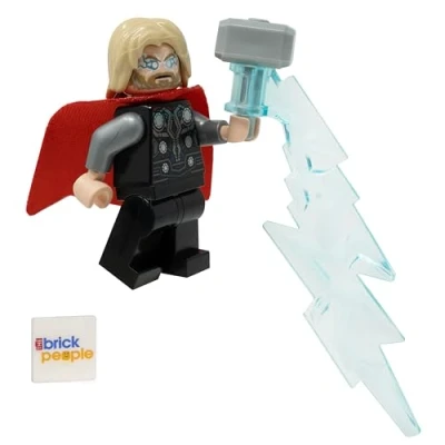 Image of LEGO Marvel Superheroes: Thor Minifigure with Mjölnir and Lightning