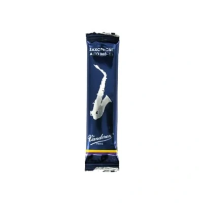 Image of Vandoren Traditional Alto Saxophone Reed Single 1.5