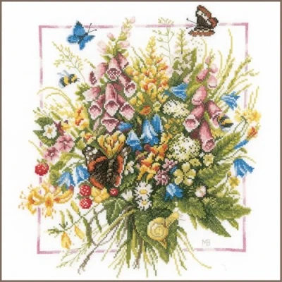 Image of Lanarte Counted Cross Stitch Kit: Summer Bouquet (Aida,W), NA, 36 x 38cm