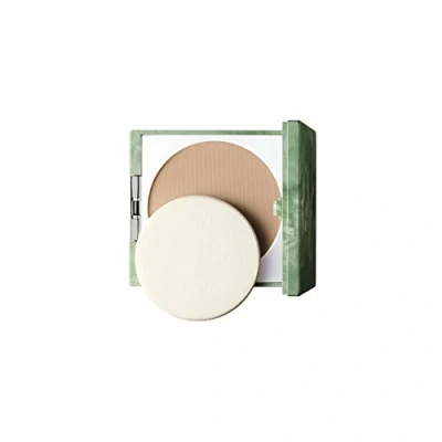 Image of Clinique Almost Powder Makeup SPF 15 Pflege 04 Neutral 10 ml