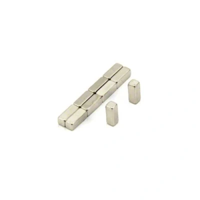 Image of 45H Neodymium Magnet for Arts, Crafts, Model Making, DIY and Hobbies 3mm x 8mm thick 0.5kg Pull Pack of 100