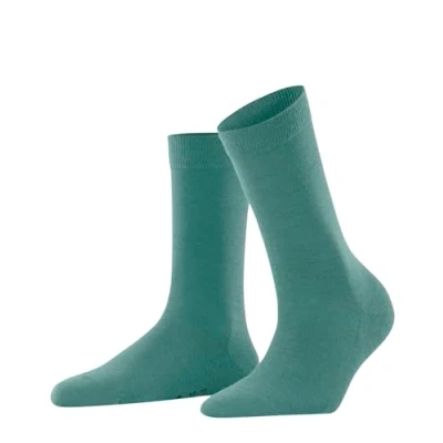 Image of FALKE Women&#039;s Softmerino W SO Wool Cotton Plain 1 Pair Socks, Green (Fjord 7475), 4 5