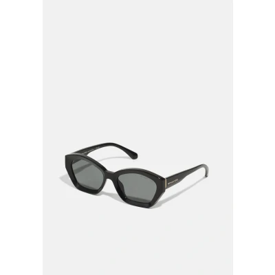 Image of Michael Kors BEL AIR Sunglasses, Women&#039;s, Size: 54, Black/dark grey solid