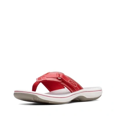 Image of Clarks Women&#039;s Breeze Sea Flip Flop, New Red Synthetic, 5.5 UK