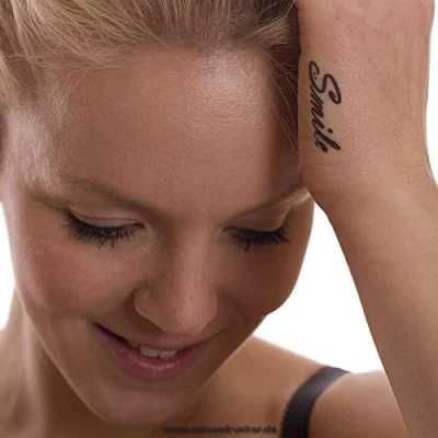 Image of 2 x Smile Tattoo Lettering in black Temporary Body (2)
