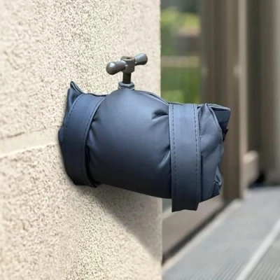 Image of Outside Tap Cover Frost Protector Pack of 2 Outdoor Covers for Winter Thermal Garden Jacket Guard 24cm Black