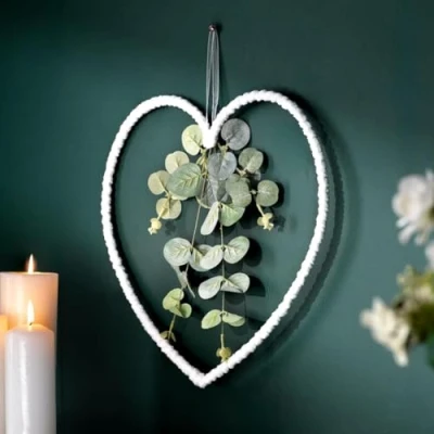 Image of Marco Paul ® Artificial Small Christmas Hanging Heart Eucalyptus Shaped Wreath Wall Mounted Decor Ornaments Festive Xmas Decorations Indoor Holiday Wedding Home