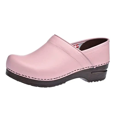Image of Sanita Professional Izabella Closed Clog Original Handmade Flexible Leather for Women Maximum Stability Anatomical Shaped Footbed with Soft Foam Shock Absorbing Heel Pink 7.5 UK