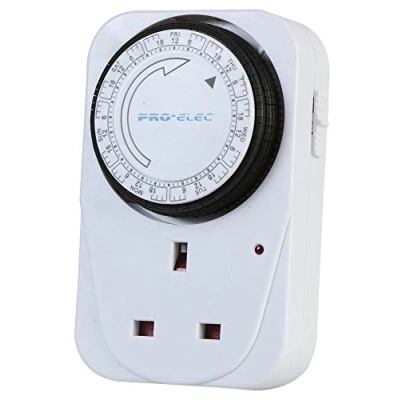 Image of Pro Elec PEL00412 7 Day mechanical Plug in Timer