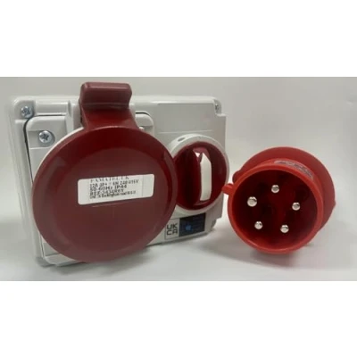 Image of Professional Quality Interlocked switched Socket, &amp; Fast Fit Plug 32A, 415V, 50 60Hz 3 Phase, Red, IP44 IEC309 Lockable