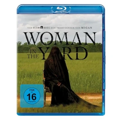 Image of the Woman in Yard [Blu ray]
