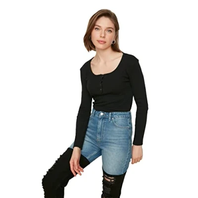 Image of Trendyol Women Slim fit Basic Button Placket Knit Blouse Schwarz