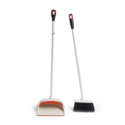 Image of OXO Good Grips Extendable Sweep Set