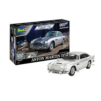 Image of Revell Gift Set 1:24 James Bond Aston Martin DB5, Silver