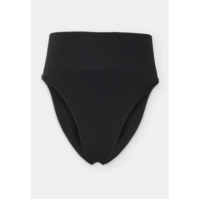 Image of Triumph SOFT Sculpt Bandeau MAXI Briefs, Women&#039;s, Size: 10, Black
