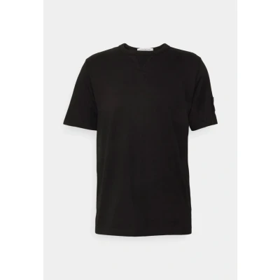 Image of Calvin Klein Jeans Badge Regular TEE Basic Tshirt, Men&#039;s, Size: XXS, Black