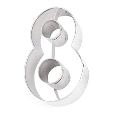 Image of Number 8 cookie Cutter.