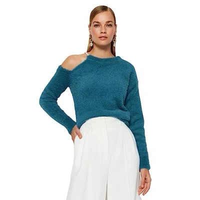 Image of Trendyol FeMan Regular fit Basic Crew Neck Knitwear Sweater,Oil,M