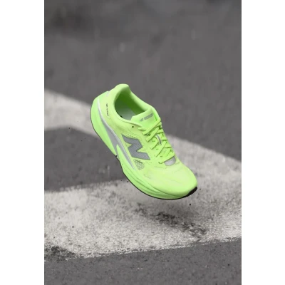 Image of New Balance Men&#039;s Fuelcell Rebel V5 Track Shoes, Mint Flash/Lab Green/Silver Metallic, 6.5 UK