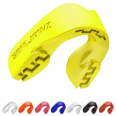 Image of SAFEJAWZ Mouthguard Slim Fit, Adults and Junior Gum Shield with Case for Boxing, MMA, Rugby, Martial Arts, Judo, Karate, Hockey All Contact Sports… B073CZHSRS (Junior (