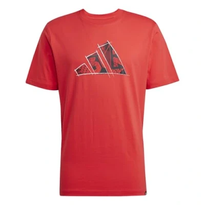 Image of adidas Sportswear Print Tshirt, Men&#039;s, Size: XXL, Pure ruby