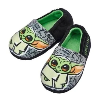 Image of Star Wars Baby Yoda Boys Slippers Cozy Mandalorian Footwear for Young Jedi Sizes 10 13 and 1 3 (UK Size System, Big Kid, Men, Numeric, Medium, 2)
