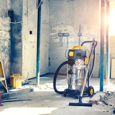 Image of Vacmaster 110V M Class Dust Extractor, 38L Industrial Wet &amp; Dry Vacuum Cleaner with Push Clean Filter and Power Take Off