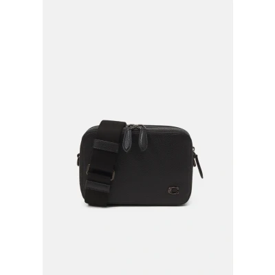 Image of Coach Charter Crossbody IN Pebble Across body bag, Men&#039;s, Size: One Size, Black