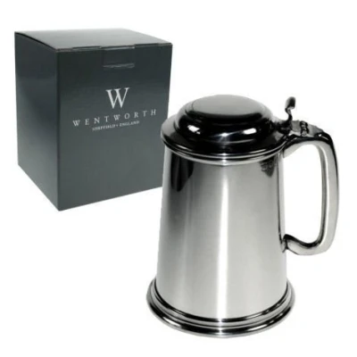 Image of Personalised Wentworth Lidded Pint Pewter Tankard Engraved Gift Enter Your Own Custom Text