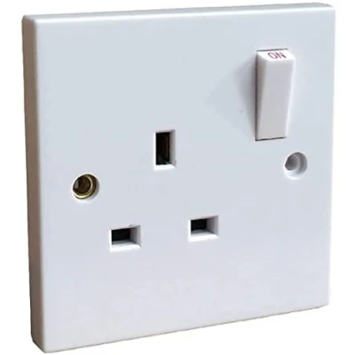 Image of Mr. Gadget&#039;s Solutions® 13A Single Gang UK Switched Wall Socket (Single Pole) White